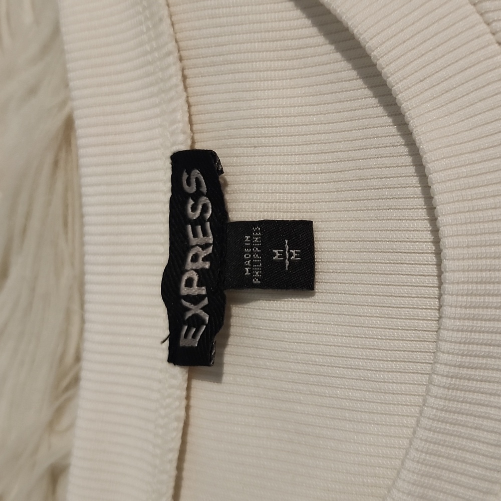 Express Ribbed Tee - Picture 2 of 6